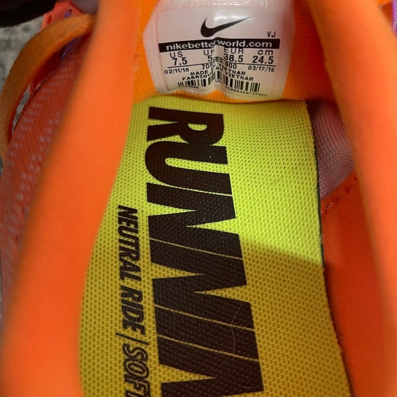 Coral orange Lunarlon Nikes - Picture 8 of 9